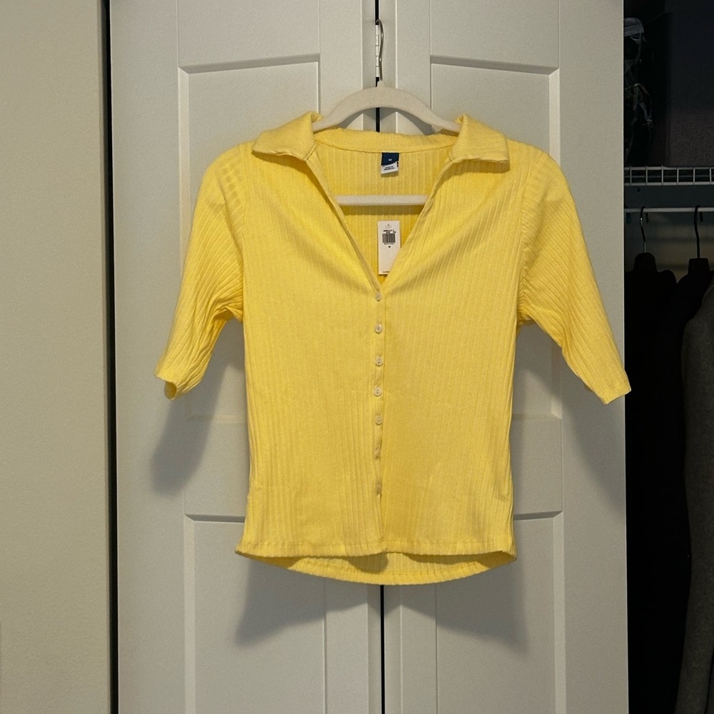 NWT Old Navy Yellow Ribbed Blouse